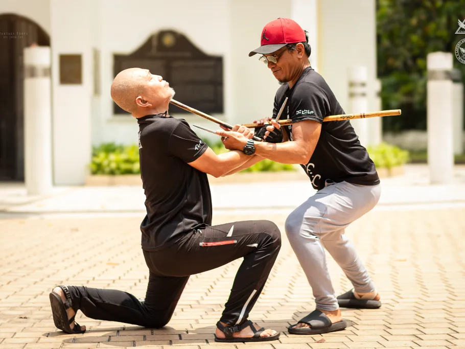 Master Buboy Ador and Guro Alvin Penaflor Stick Lock