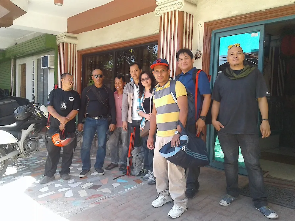 Scouting for lodging houses in Pasil accompanied by the Masters.